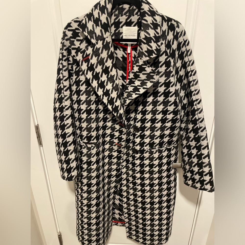 Houndstooth pea coat